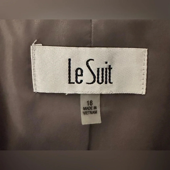Women’s LeSuit Two Piece Suit Size 18 - Picture 10 of 12